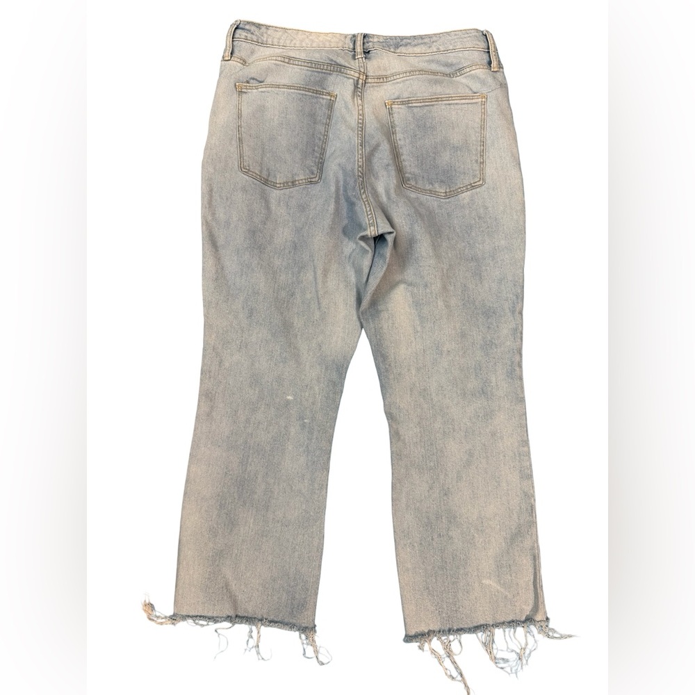 Universal Thread Women’s Ankle Bootcut Jeans Light Wash Raw Hem – Size 14R - Picture 3 of 10
